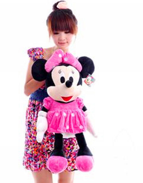giant stuffed minnie mouse